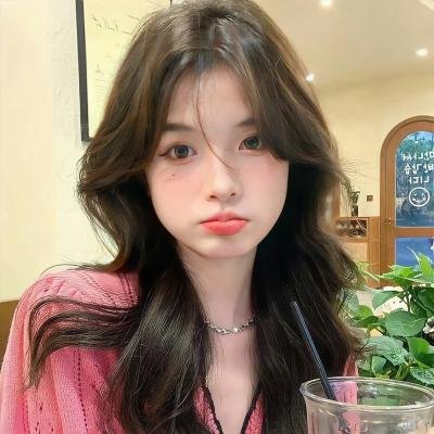 燕子与鹦鹉